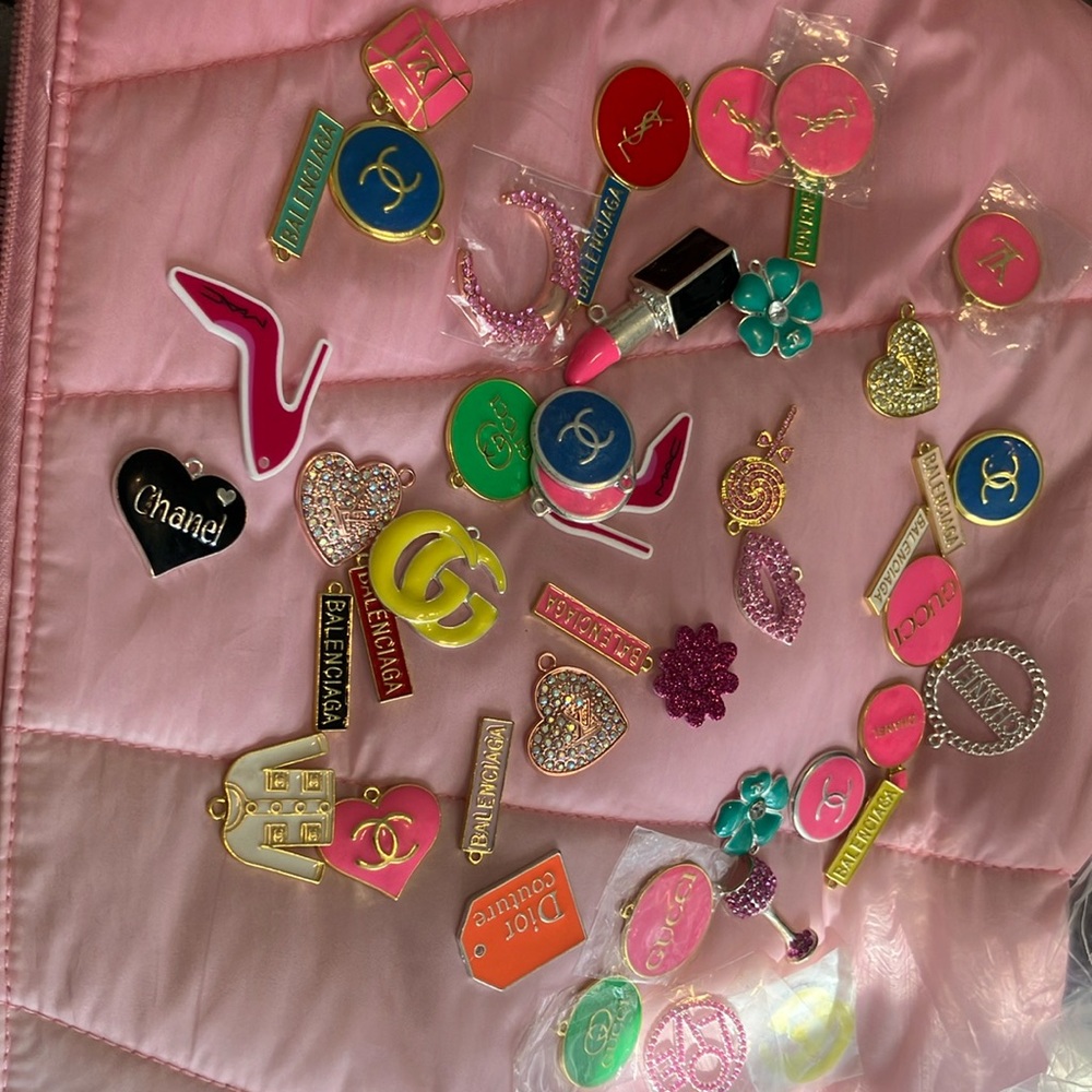 Jewelry pendants
